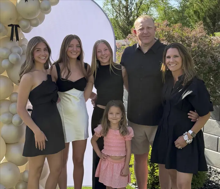 Brett & Lindsay Kellogg