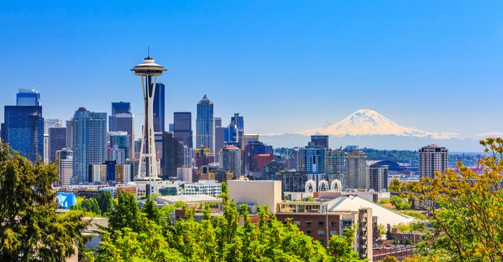 SERVPRO offers water, fire, or storm damage cleanup, restoration, and construction service 24/7 and holidays in Seattle Washington