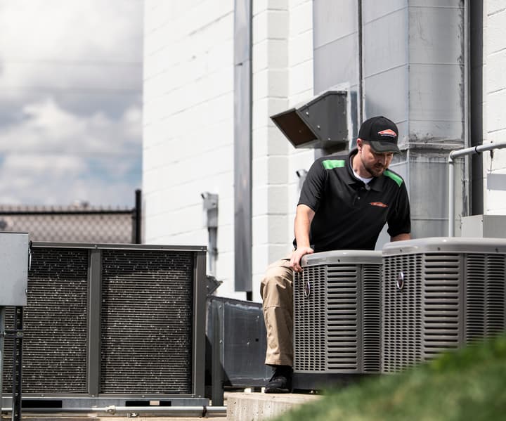Man outside doing HVAC service and air duct cleaning
SERV1444 Three Year usage. Limited to Internal use at corporate on digital, social and website, with three yea print usage beginning 10/1/2021