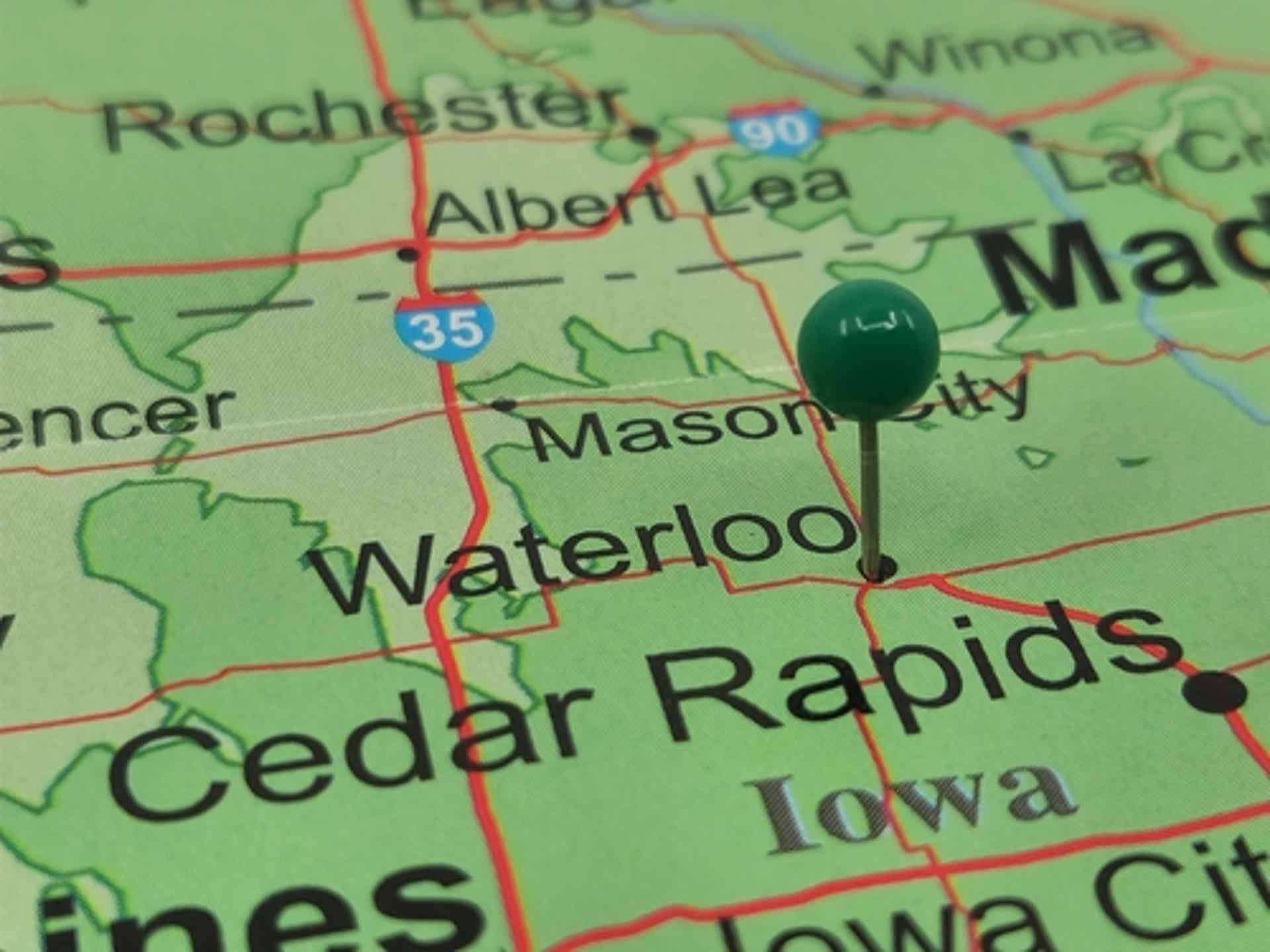 Waterloo, IA knows to call SERVPRO® for all mold, storm, fire, and water damage restoration services near you, as well as construction services, open 24/7, plus holidays and weekends. 