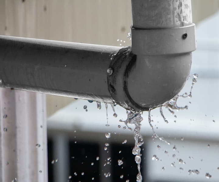 How to Unfreeze Water Pipes: Thaw Frozen Pipes Safely
