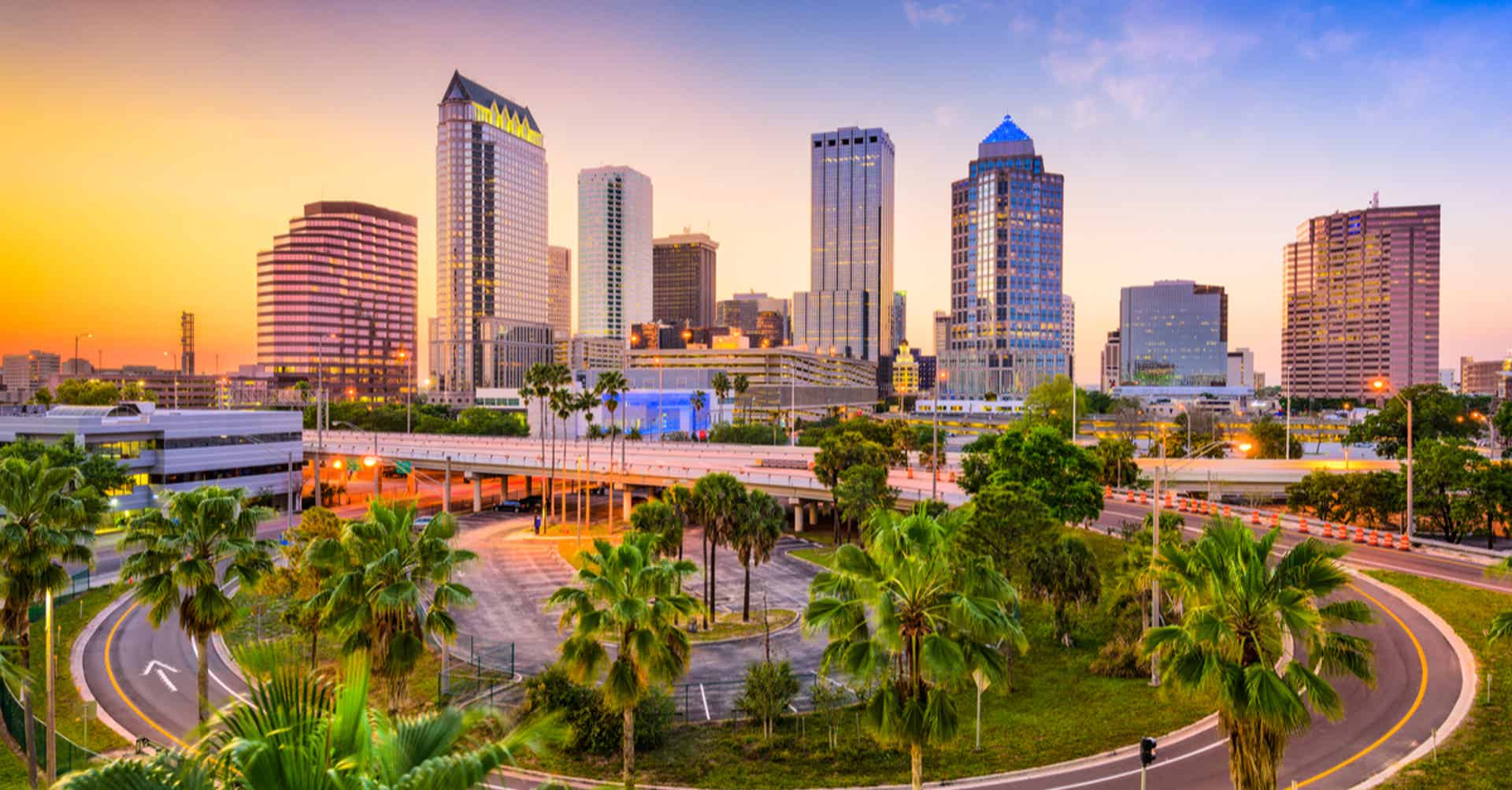 Is there a water restoration company near me when water, fire, storm, or mold disaster strikes? Tampa, FL knows that SERVPRO® is ready anytime, 24/7, including holidays and weekends, to provide elite cleanup, restoration, and construction services.